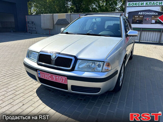 Шкода Октавия, объемом двигателя 1.6 л и пробегом 247 тыс. км за 5500 $, фото 1 на Automoto.ua