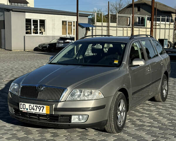 Шкода Октавия, объемом двигателя 1.6 л и пробегом 185 тыс. км за 6500 $, фото 1 на Automoto.ua