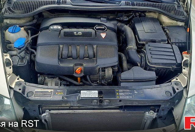 Шкода Октавия, объемом двигателя 1.6 л и пробегом 320 тыс. км за 6800 $, фото 1 на Automoto.ua