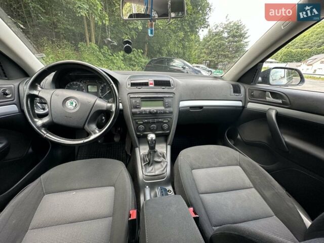 Шкода Октавия, объемом двигателя 1.9 л и пробегом 212 тыс. км за 8100 $, фото 1 на Automoto.ua
