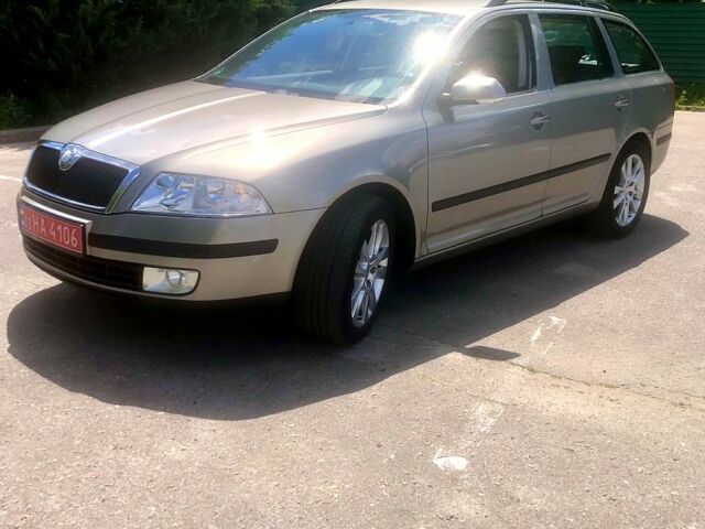 Шкода Октавия, объемом двигателя 1.6 л и пробегом 201 тыс. км за 6800 $, фото 1 на Automoto.ua