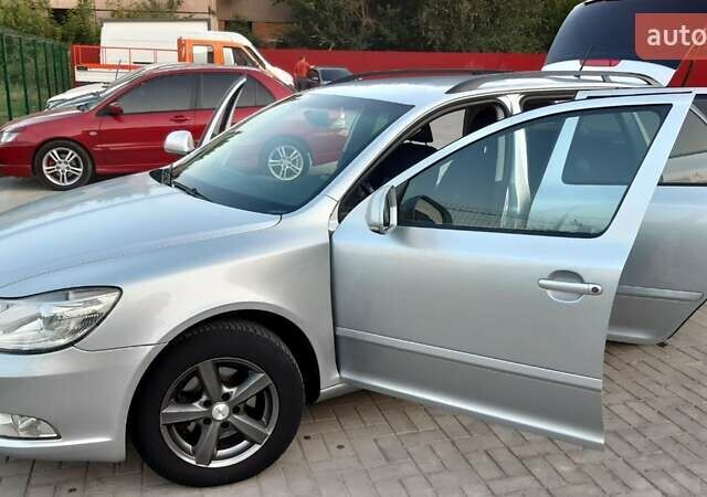 Шкода Октавия, объемом двигателя 0 л и пробегом 217 тыс. км за 7000 $, фото 1 на Automoto.ua