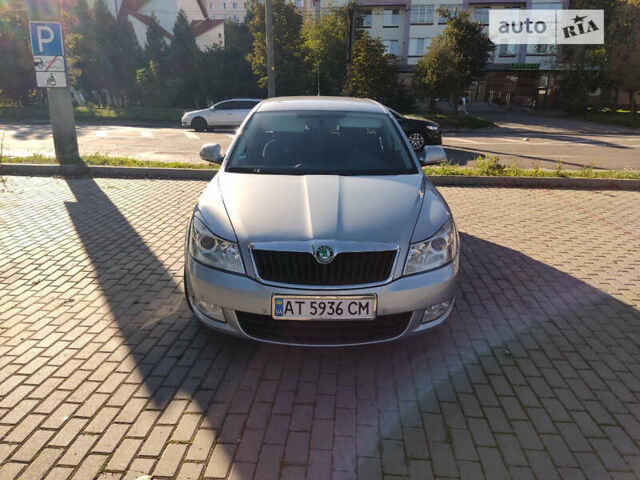 Шкода Октавия, объемом двигателя 1.6 л и пробегом 245 тыс. км за 9000 $, фото 1 на Automoto.ua
