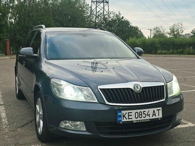 Шкода Октавия, объемом двигателя 2 л и пробегом 255 тыс. км за 8900 $, фото 1 на Automoto.ua