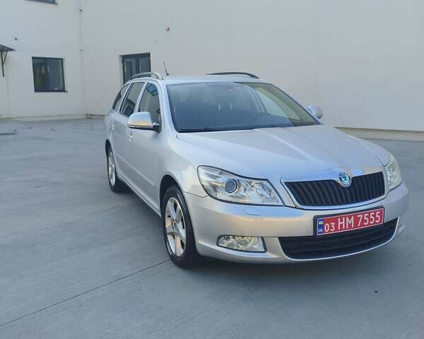 Шкода Октавия, объемом двигателя 1.4 л и пробегом 211 тыс. км за 8900 $, фото 1 на Automoto.ua
