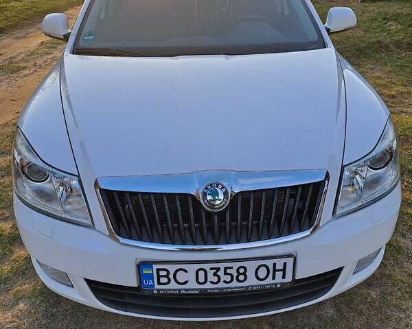 Шкода Октавия, объемом двигателя 2 л и пробегом 212 тыс. км за 8800 $, фото 1 на Automoto.ua