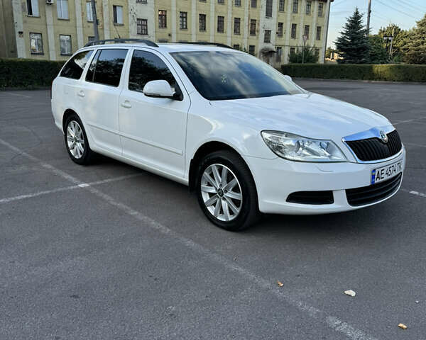 Шкода Октавия, объемом двигателя 1.6 л и пробегом 170 тыс. км за 9888 $, фото 1 на Automoto.ua