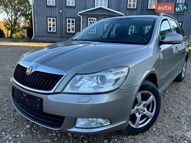 Шкода Октавия, объемом двигателя 0 л и пробегом 10 тыс. км за 2400 $, фото 1 на Automoto.ua