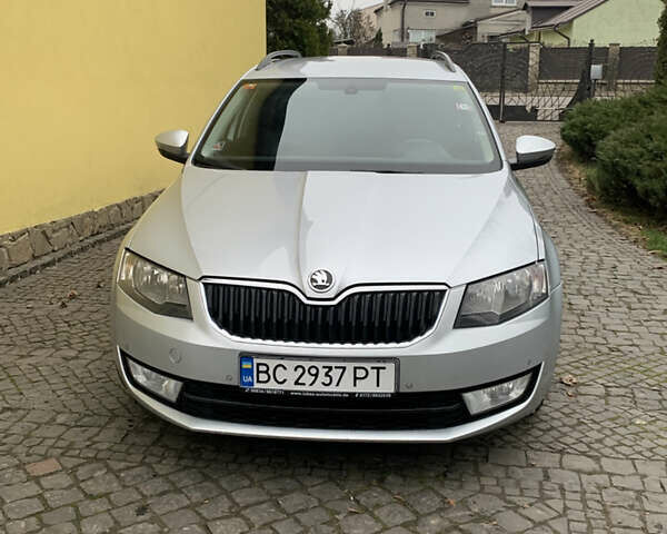 Шкода Октавія, об'ємом двигуна 2 л та пробігом 266 тис. км за 10800 $, фото 1 на Automoto.ua