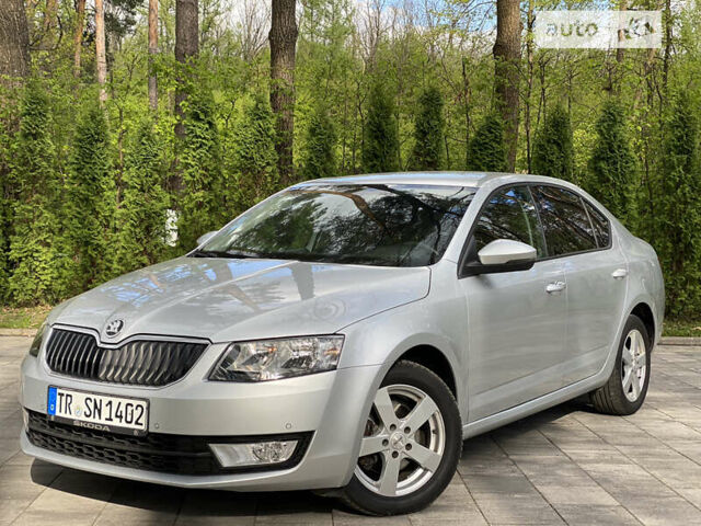 Шкода Октавия, объемом двигателя 2 л и пробегом 280 тыс. км за 11800 $, фото 1 на Automoto.ua