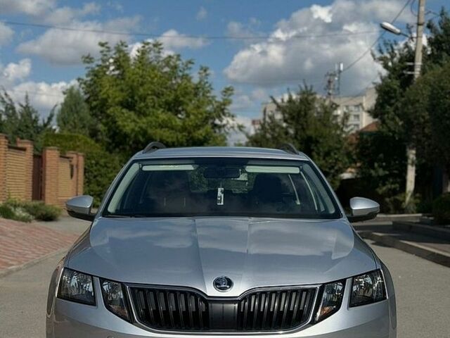 Шкода Октавия, объемом двигателя 1.6 л и пробегом 269 тыс. км за 12900 $, фото 1 на Automoto.ua