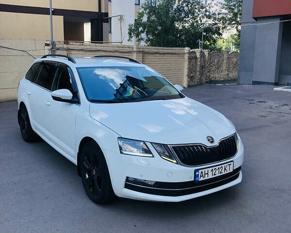 Шкода Октавия, объемом двигателя 2 л и пробегом 250 тыс. км за 14800 $, фото 1 на Automoto.ua