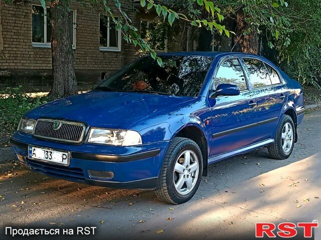 Шкода Октавия, объемом двигателя 1.6 л и пробегом 370 тыс. км за 3500 $, фото 1 на Automoto.ua