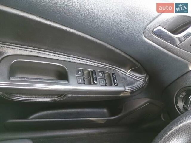 Шкода Октавия, объемом двигателя 1.78 л и пробегом 327 тыс. км за 4500 $, фото 1 на Automoto.ua