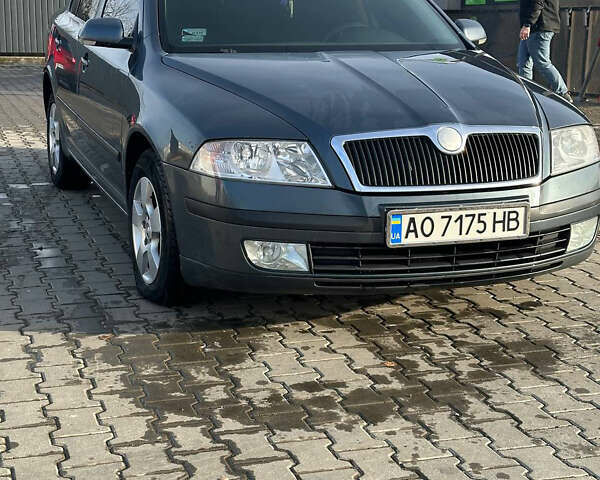 Шкода Октавия, объемом двигателя 1.97 л и пробегом 300 тыс. км за 5800 $, фото 1 на Automoto.ua