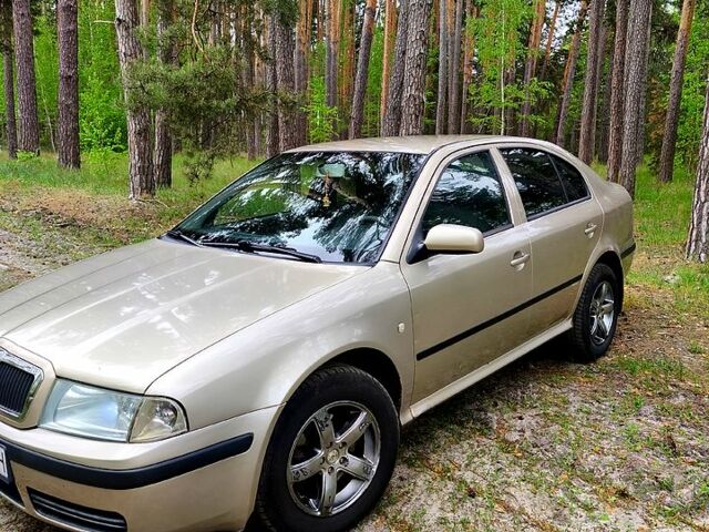Шкода Октавия 2005 в Гадяче на Automoto.ua Шкода Октавия, объемом двигателя 1.9 л и пробегом 240 тыс. км за 4300 $, фото 1 на Automoto.ua