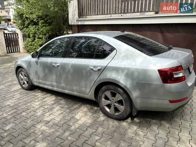 Шкода Октавия, объемом двигателя 1.6 л и пробегом 230 тыс. км за 12300 $, фото 1 на Automoto.ua