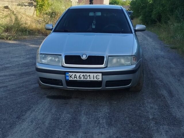 Сірий Шкода Октавія, об'ємом двигуна 2 л та пробігом 340 тис. км за 3700 $, фото 1 на Automoto.ua