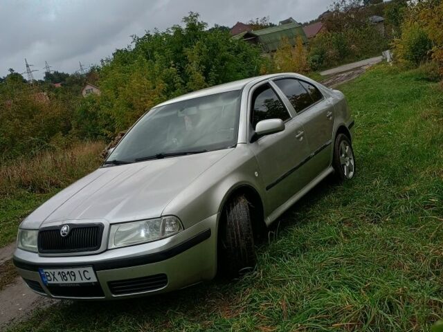 Серый Шкода Октавия, объемом двигателя 1.8 л и пробегом 258 тыс. км за 4300 $, фото 1 на Automoto.ua