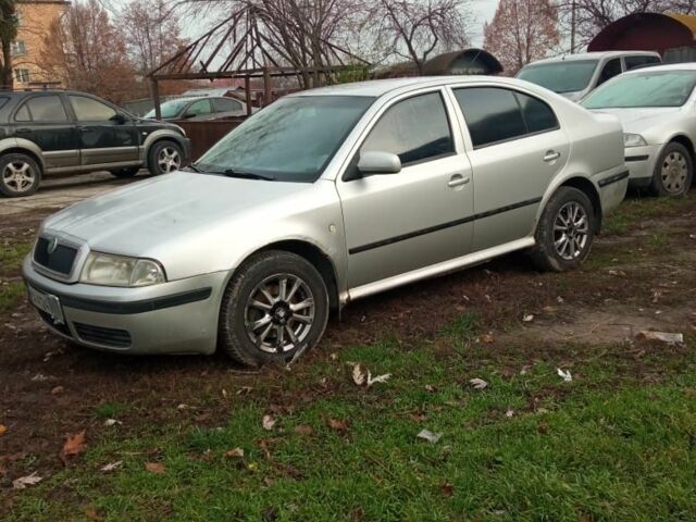 Сірий Шкода Октавія, об'ємом двигуна 2 л та пробігом 295 тис. км за 3200 $, фото 1 на Automoto.ua