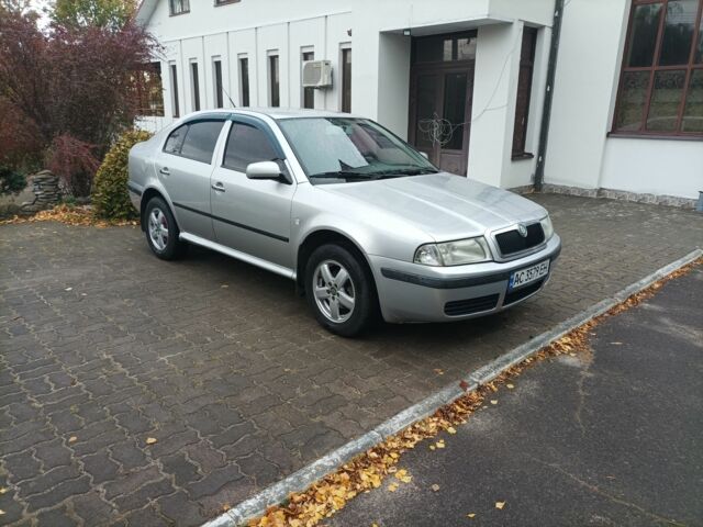 Сірий Шкода Октавія, об'ємом двигуна 1.6 л та пробігом 266 тис. км за 3750 $, фото 1 на Automoto.ua