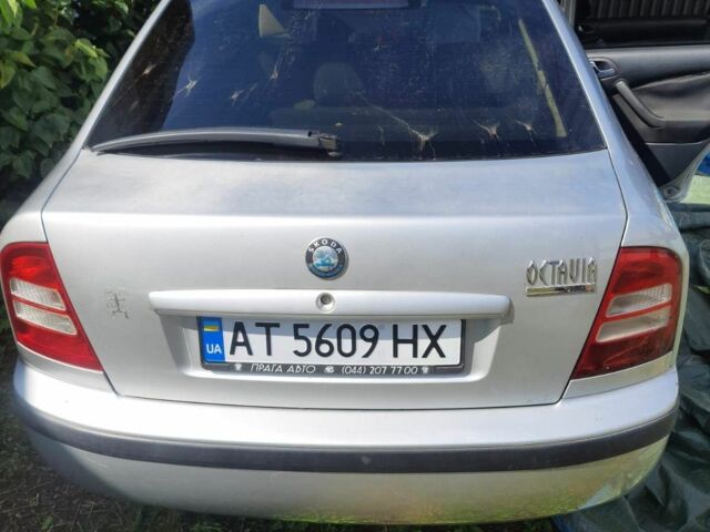 Серый Шкода Октавия, объемом двигателя 1.6 л и пробегом 290 тыс. км за 2200 $, фото 1 на Automoto.ua