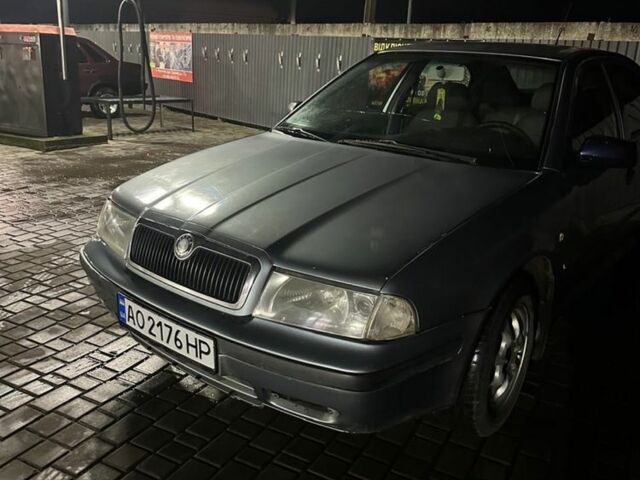 Сірий Шкода Октавія, об'ємом двигуна 1.6 л та пробігом 300 тис. км за 2400 $, фото 1 на Automoto.ua