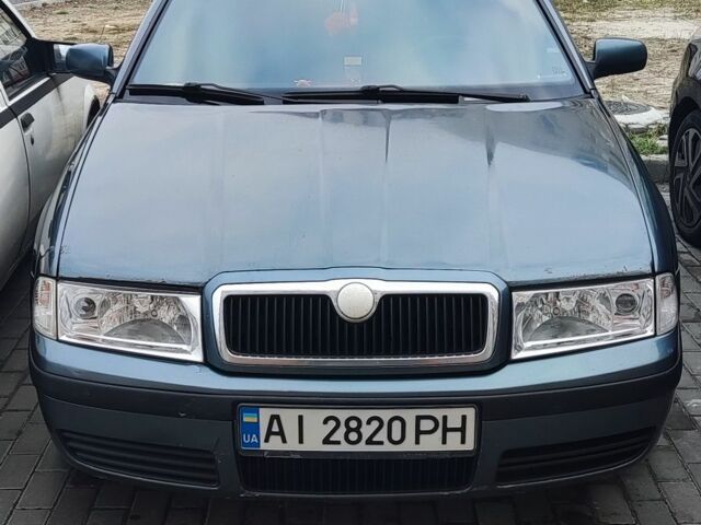 Сірий Шкода Октавія, об'ємом двигуна 2 л та пробігом 350 тис. км за 4300 $, фото 1 на Automoto.ua