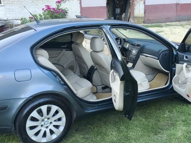 Сірий Шкода Октавія, об'ємом двигуна 2 л та пробігом 430 тис. км за 4688 $, фото 1 на Automoto.ua