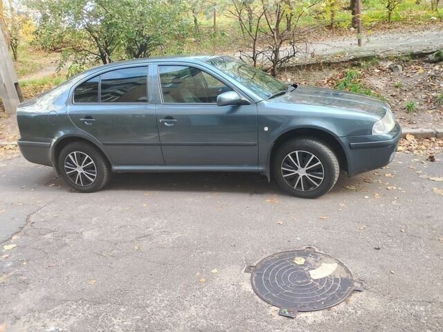 Сірий Шкода Октавія, об'ємом двигуна 1.6 л та пробігом 170 тис. км за 4300 $, фото 1 на Automoto.ua