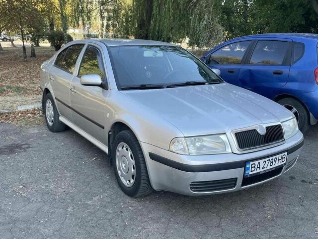 Серый Шкода Октавия, объемом двигателя 1.6 л и пробегом 260 тыс. км за 5400 $, фото 1 на Automoto.ua