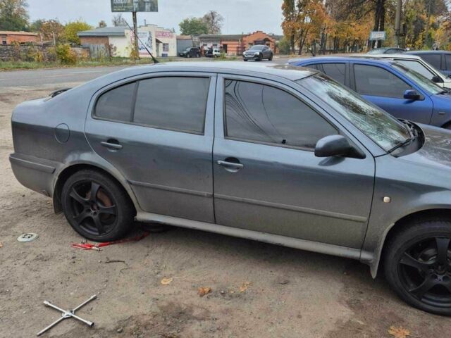 Серый Шкода Октавия, объемом двигателя 1.6 л и пробегом 252 тыс. км за 5300 $, фото 1 на Automoto.ua