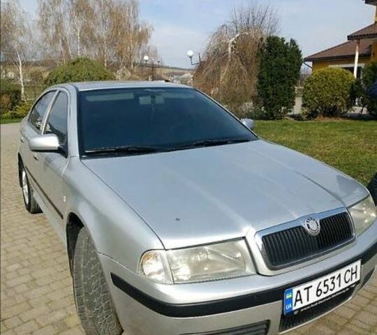 Серый Шкода Октавия, объемом двигателя 2 л и пробегом 296 тыс. км за 3950 $, фото 1 на Automoto.ua