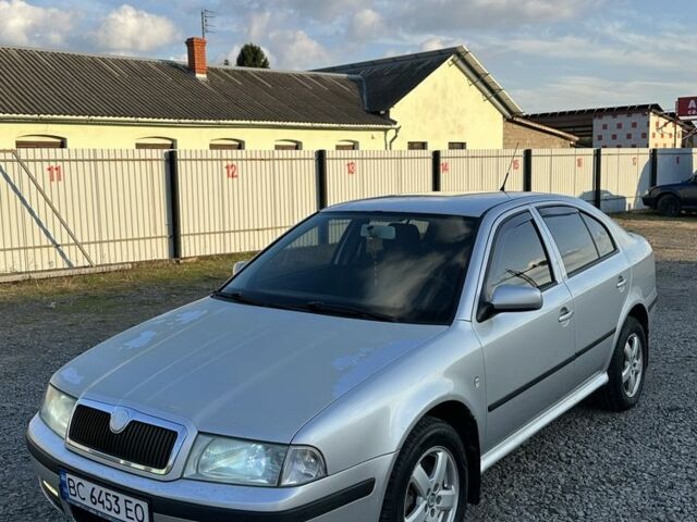 Серый Шкода Октавия, объемом двигателя 1.8 л и пробегом 239 тыс. км за 2999 $, фото 1 на Automoto.ua