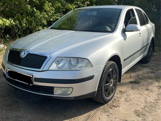 Сірий Шкода Октавія, об'ємом двигуна 1.6 л та пробігом 320 тис. км за 5200 $, фото 1 на Automoto.ua