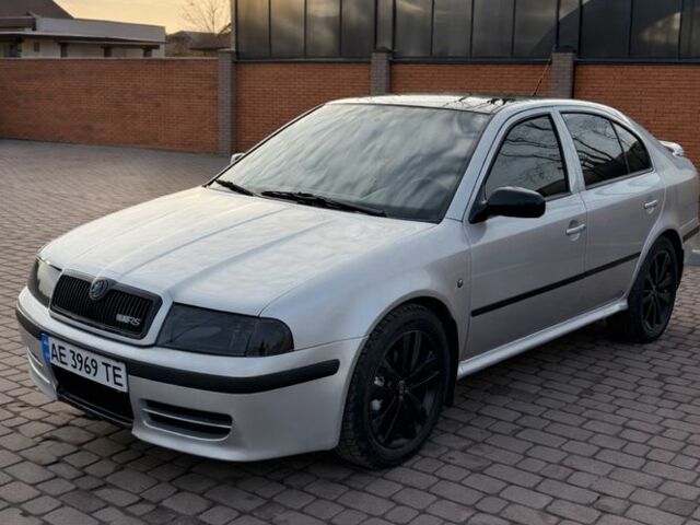 Серый Шкода Октавия, объемом двигателя 1.8 л и пробегом 198 тыс. км за 6200 $, фото 1 на Automoto.ua