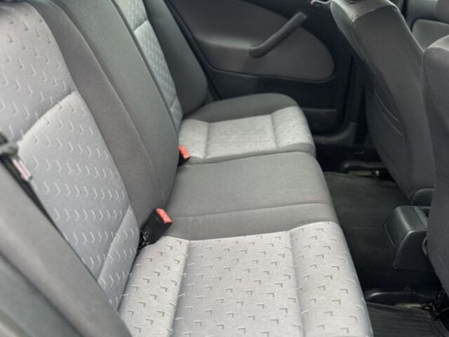 Серый Шкода Октавия, объемом двигателя 1.6 л и пробегом 0 тыс. км за 5200 $, фото 1 на Automoto.ua