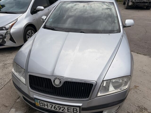 Сірий Шкода Октавія, об'ємом двигуна 1.6 л та пробігом 180 тис. км за 5500 $, фото 1 на Automoto.ua