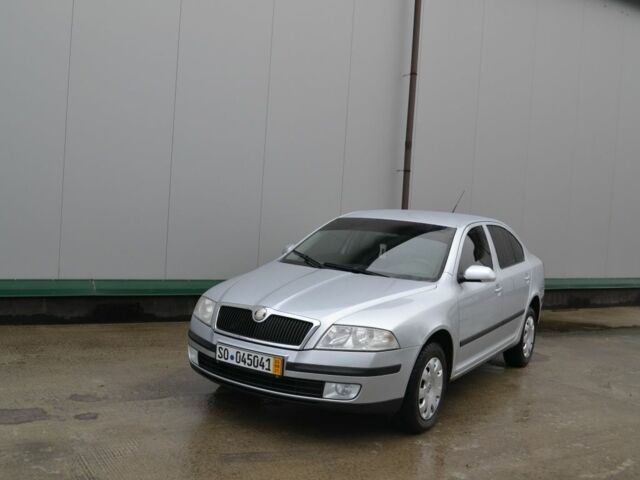 Серый Шкода Октавия, объемом двигателя 1.6 л и пробегом 157 тыс. км за 6200 $, фото 1 на Automoto.ua