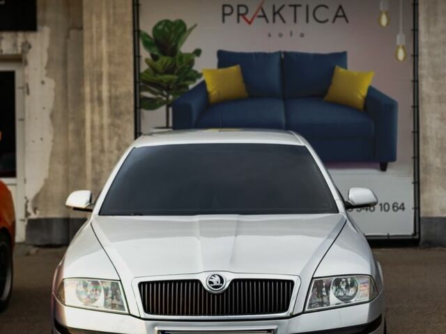 Сірий Шкода Октавія, об'ємом двигуна 1.6 л та пробігом 222 тис. км за 6500 $, фото 1 на Automoto.ua