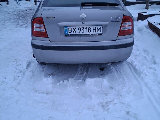 Серый Шкода Октавия, объемом двигателя 1.6 л и пробегом 194 тыс. км за 4000 $, фото 1 на Automoto.ua