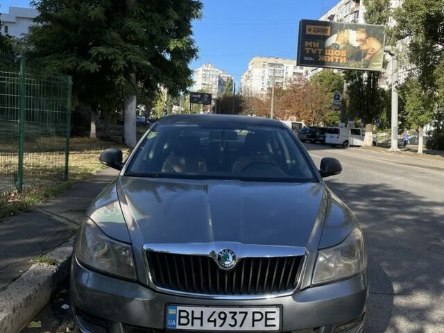 Серый Шкода Октавия, объемом двигателя 1.6 л и пробегом 270 тыс. км за 7100 $, фото 1 на Automoto.ua