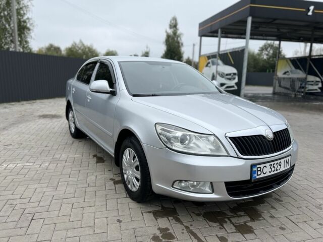 Сірий Шкода Октавія, об'ємом двигуна 1.6 л та пробігом 248 тис. км за 7029 $, фото 1 на Automoto.ua