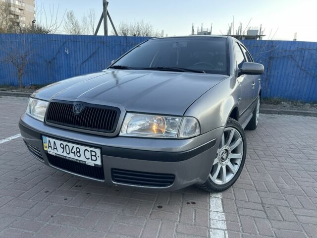 Сірий Шкода Октавія, об'ємом двигуна 1.8 л та пробігом 390 тис. км за 3700 $, фото 1 на Automoto.ua
