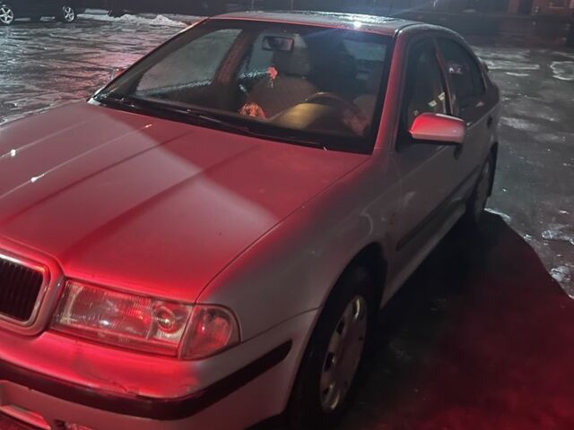 Серый Шкода Октавия, объемом двигателя 0 л и пробегом 1000 тыс. км за 2200 $, фото 1 на Automoto.ua