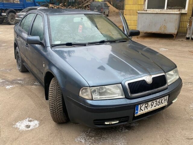 Сірий Шкода Октавія, об'ємом двигуна 0 л та пробігом 380 тис. км за 2800 $, фото 1 на Automoto.ua