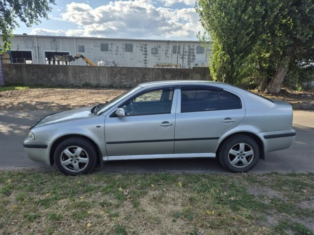 Сірий Шкода Октавія, об'ємом двигуна 2 л та пробігом 185 тис. км за 167000 $, фото 1 на Automoto.ua