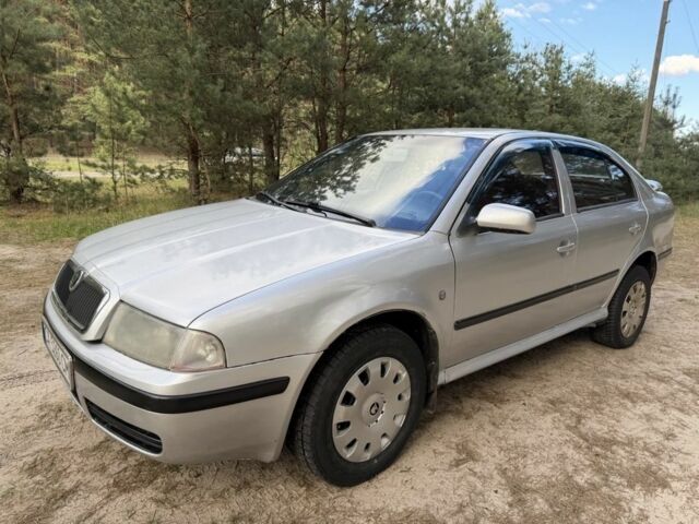 Серый Шкода Октавия, объемом двигателя 1.6 л и пробегом 265 тыс. км за 3250 $, фото 1 на Automoto.ua