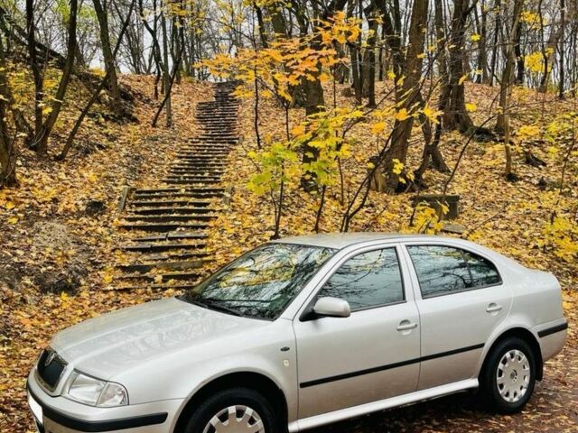 Серый Шкода Октавия, объемом двигателя 1.6 л и пробегом 92 тыс. км за 6000 $, фото 1 на Automoto.ua