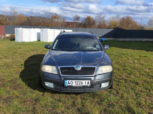 Серый Шкода Октавия, объемом двигателя 1.9 л и пробегом 330 тыс. км за 5500 $, фото 1 на Automoto.ua